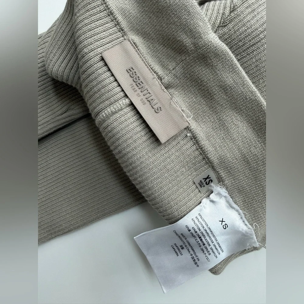 NWT The Fear Of God ESSENTIALS Ribbed Leggings in Seal Grey Size XS - Picture 10 of 11
